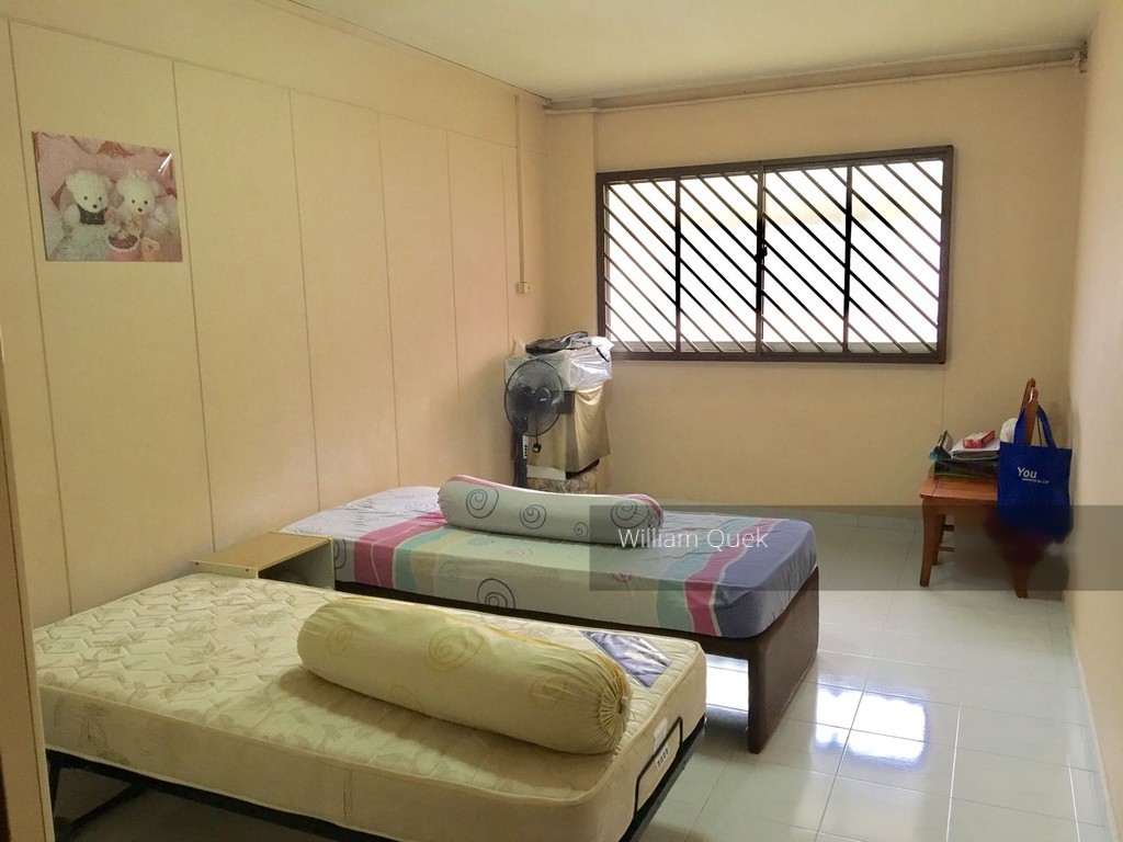 Bukit Batok Central thumbnail photo